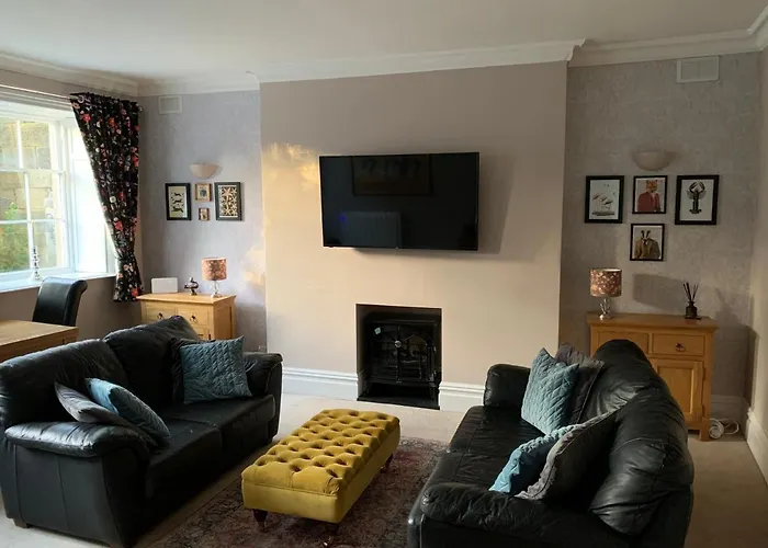 شقة Georgian Townhouse - Garden Oasis *