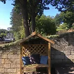 Апартаменты Georgian Townhouse - Garden Oasis Уитби